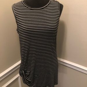 Striped, sleeveless barely worn top